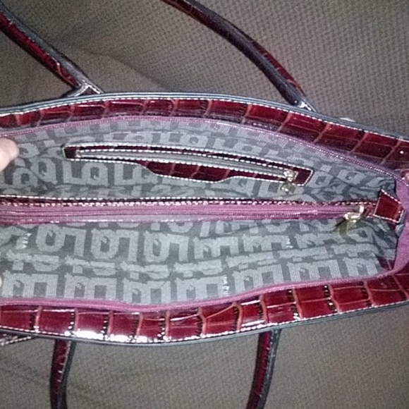 Large purse - Picture 2 of 3